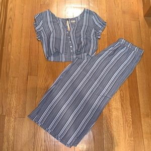 💛Two piece summer set from Hollister